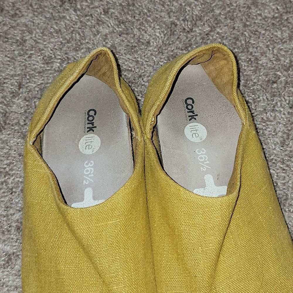 OTZ Cork Lite Espadrille Slip On Mustard Yellow Canvas Caveman Shoes Size 6.5 - Picture 7 of 10